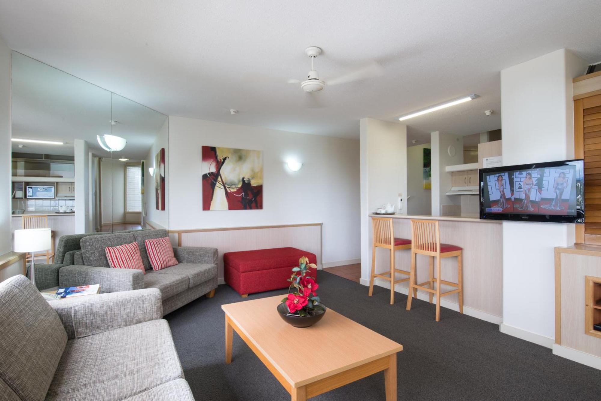 غولد كوست Tiki Hotel Apartments Surfers Paradise المظهر الخارجي الصورة