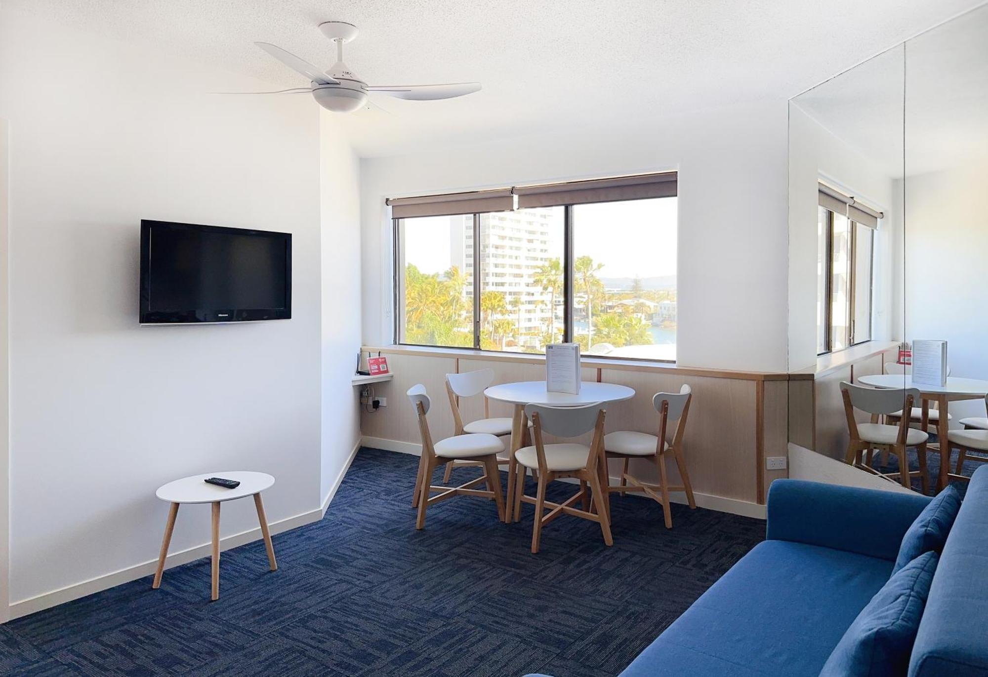 غولد كوست Tiki Hotel Apartments Surfers Paradise المظهر الخارجي الصورة