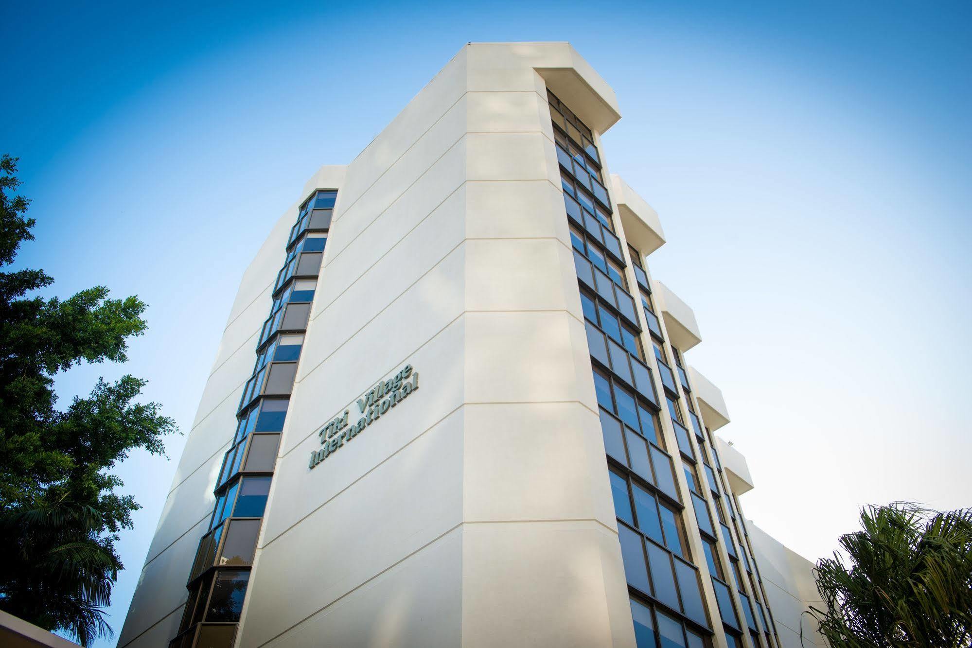 غولد كوست Tiki Hotel Apartments Surfers Paradise المظهر الخارجي الصورة